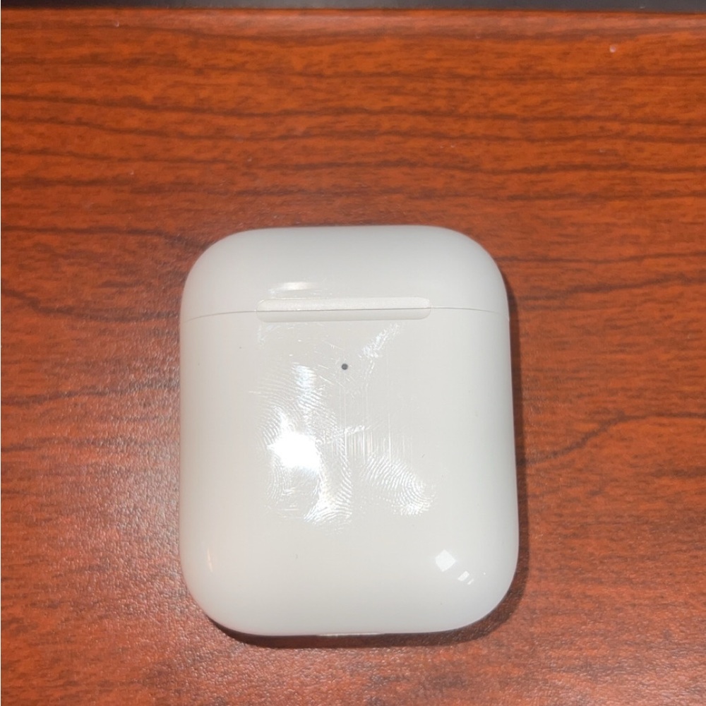 Apple AirPods Gen 2
